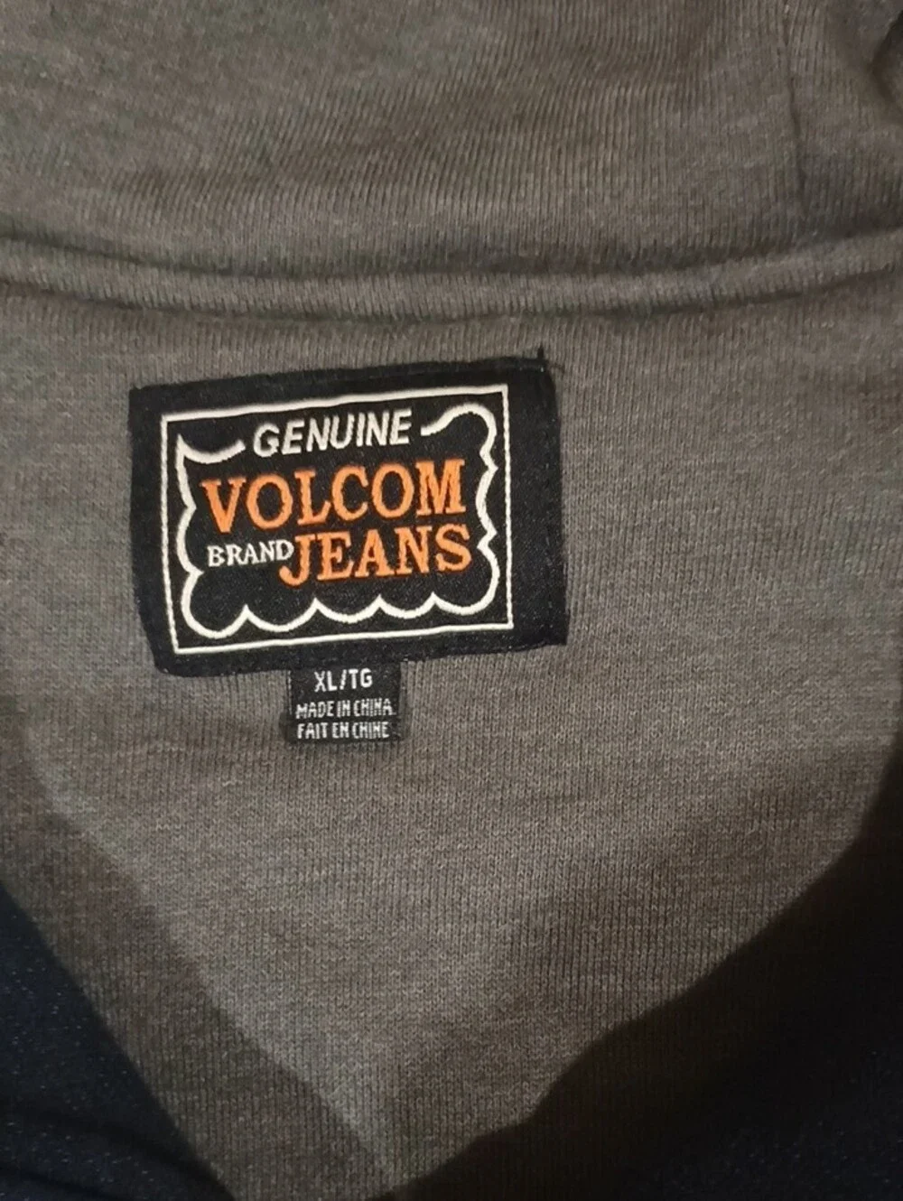 Vintage Y2k Volcom Men's Navy Body with Gray Sleeves Hooded Button Jacket Skate